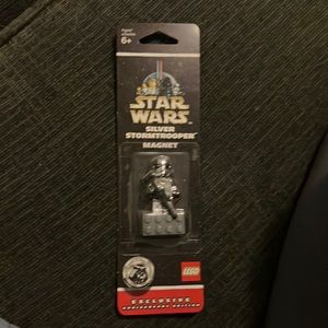 Lego Star Wars Silver Stormtrooper Magnet Exclusive Anniversary Edition